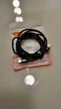 Cabo USB-C 2m reforçado - Novo