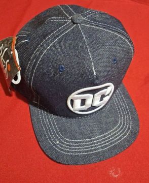 Boné DC Shoes Jeans Azul piticas novo