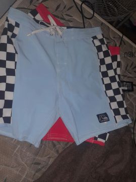 Bermuda de Praia Masculina - Azul e Preto