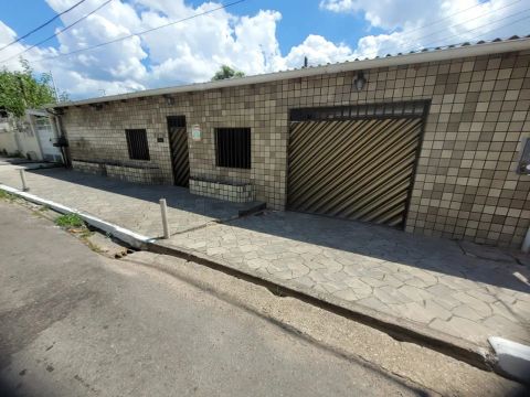 Térrea para aluguel tem 96 metros quadrados com 2 quartos em Parque 10 de Novembro - Manau