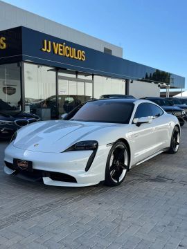 Taycan Turbo (Elétrico)