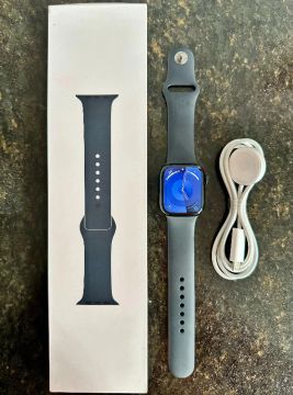 Apple Watch Series 8 41mm GPS + Celular (Passo Cartão)