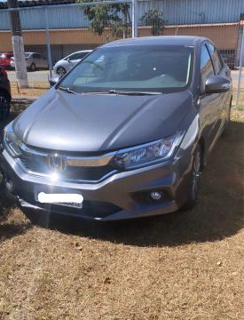 Honda City 1.5 EX 18/18
