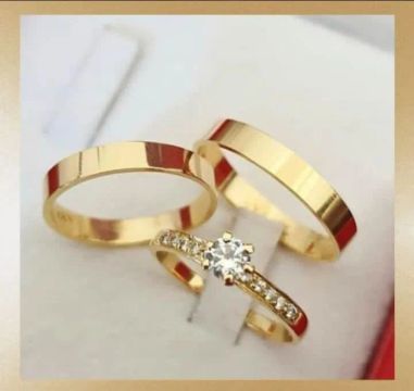 Par de Alianças Trad. Retas 4mm Ouro18K Banho + Solitário. Noivado, Casamento - Promoção!
