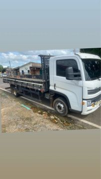 caminhão delivery automático 2022