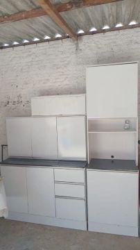 Armários de cozinha em ótimo estado!