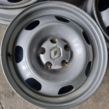Roda de ferro Renault Duster aro 16 5 furos barato apenas 220 cada roda