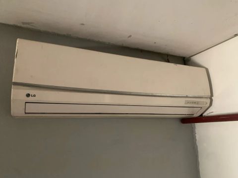 Ar condicionado LG 9.000 BTUs usado
