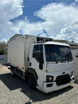 Cargo 816 câmera  fria