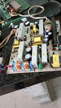 Vendo você placa completa da TV LG 32 polegadas modelo pc5rv