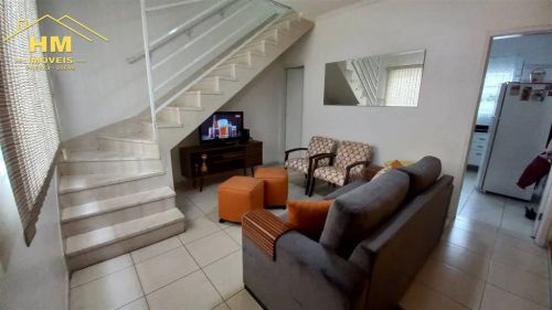 SOBRADO EM CONDOMINIO l SEMI NOVO l 2 DORMITORIOS l 1 BANHEIRO l LAVABO l PEQUENO QUINTAL 