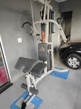 Aparelho de Musculação Athletica Advanced 3000