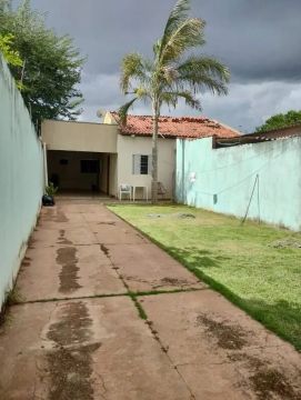 Casa à venda Parque Residencial Universitário Rondonópolis 185.000,00
