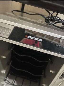Adega climatizada Black and Decker