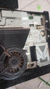 Vendo ps3 retirada de peças 