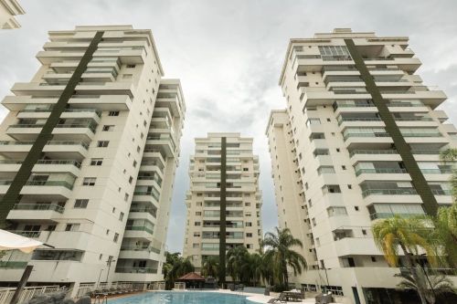 Seu Novo Lar: 3 Quartos, Varanda e Estrutura de Resort no Reserva do Bosque!