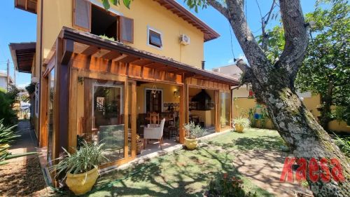 Casa dentro de condomínio em Atibaia/SP - Bairro Loanda