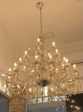 LUSTRE MUITO GRANDE 