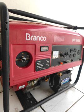 Gerador de Energia Branco BAT 6500E