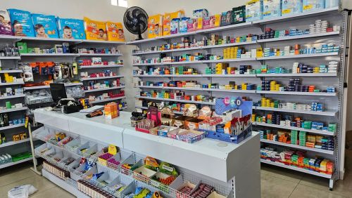 Drogaria/farmacia Loja completa excelente estoque !