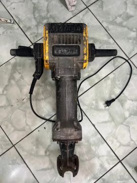 Martelo Demolidor 30kg Dewalt - Usado