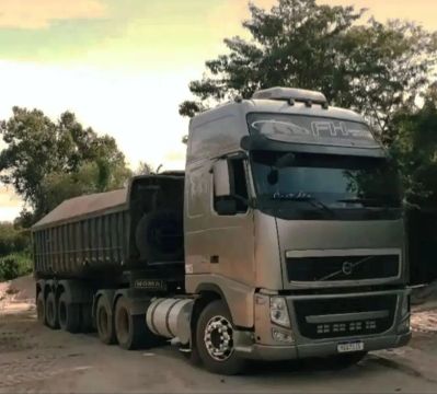 FH 440 shift Automático XL arrumando 