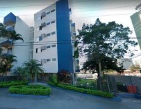 Apartamento amplo na frente da UFSC