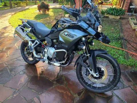 bmw 850 adventure
