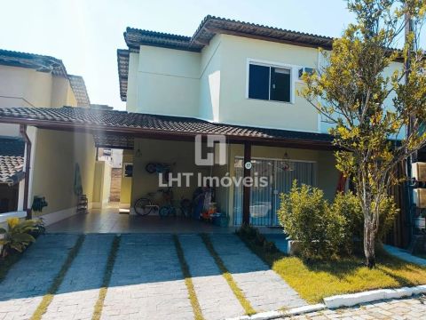 Excelente Duplex no Condominio Alto de Pendotiba