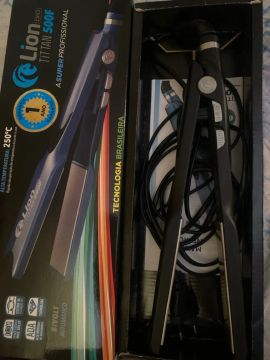 Prancha de cabelo profissional Lion Titan 500F Bivolt