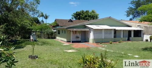 CASA PRÓXIMA DA PRAIA EM PONTAL DO PARANÁ