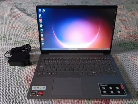 Notebook Lenovo Ideapad 3 Ryzen 5 5500U com 12Gb de Ram DDR4 + Rx Vega 7 Gddr6.
