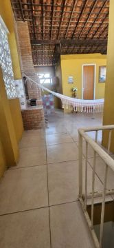 Vendo Casa Duplex no Siqueira Campos com 3 Quartos e Área de Lazer!