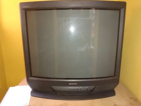 Televisor KV-34T80  Sony (CRT de 34 polegadas)