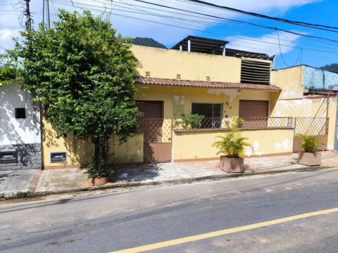 Loja para Locação em Angra dos Reis, Balneário, 2 dormitórios, 1 banheiro, 2 vagas