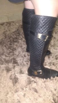 Botas cano alto pretas Via Marte