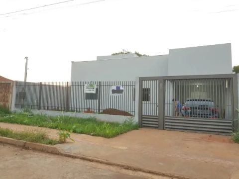 Excelente imóvel com edicula nos fundos Bairro Nova Campo Grande! R$ 355 Mil