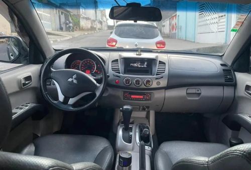 Vendo Mitsubishi L200!