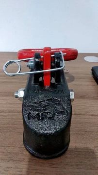 Munheca Engate 2500kg Para Reboque Carretinha Trailer