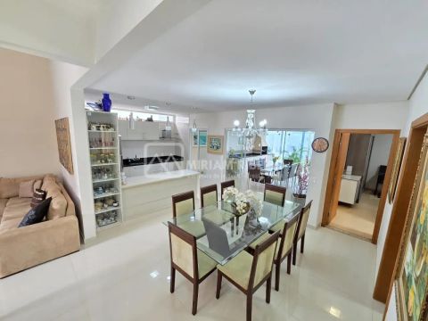 LOCAÇÃO E VENDA - CASA CONDOMINIO ALPHAVILLE 2