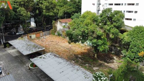 TERRENO NA AV. JOSÉ MALCHER! 659,20M²
