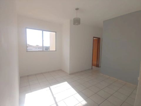 Imóvel para aluguel tem 75 metros quadrados com 3 quartos em Vila Cloris - Belo Horizonte 