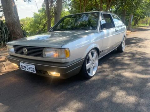 Gol cl 94/94 63000km ar condicionado e direção hidráulica,vidros elétricos,trava e alarme 
