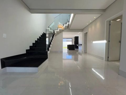 Primor das Torres Sobrado 4 Suítes