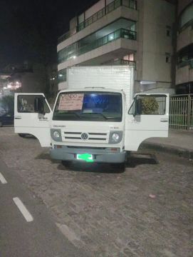 Caminhão VW Delivery 9.150 - Baú - Ótimo estado!