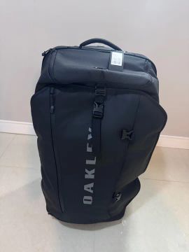 Mala de viagem Oakley - Preta - Nova