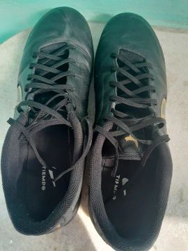 Chuteira Nike Tiempo tamanho 48