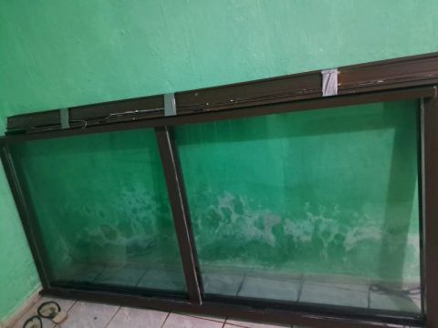 Janelas de Alumínio 2 Folhas Usadas