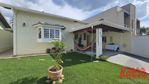 Ótimo imóvel com duas casas boas construídas no mesmo terreno - Jardim dos Pinheiros - Ati