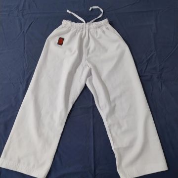 Kimono karatê ? tamanho M 